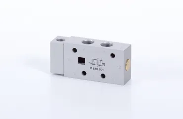 Pilot actuated valve P 510 181