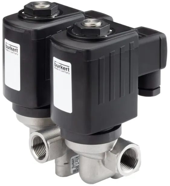 Steam solenoid valve Burkert type 6240 - Servo-assisted 2/2-way piston valve