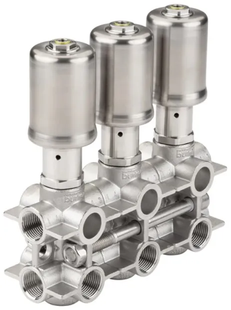 Modular process valve cluster - distribution and collecting Burkert type 8840