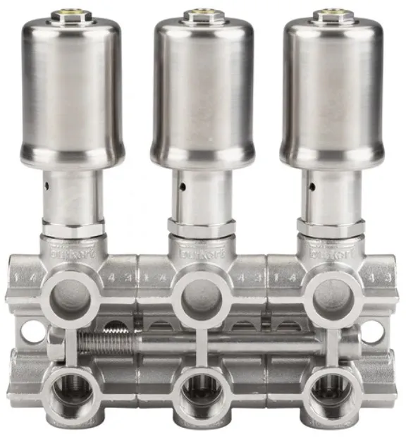 Modular process valve cluster - distribution and collecting Burkert type 8840