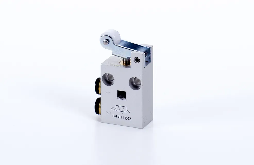 Roller lever valves BR 311 243