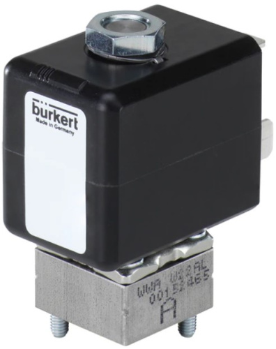 Solenoid valve Burkert type 7011 - Direct-acting 2/2-way plunger valve Solenoid valve Burkert type 7011 - Direct-acting 2/2-way plunger valve